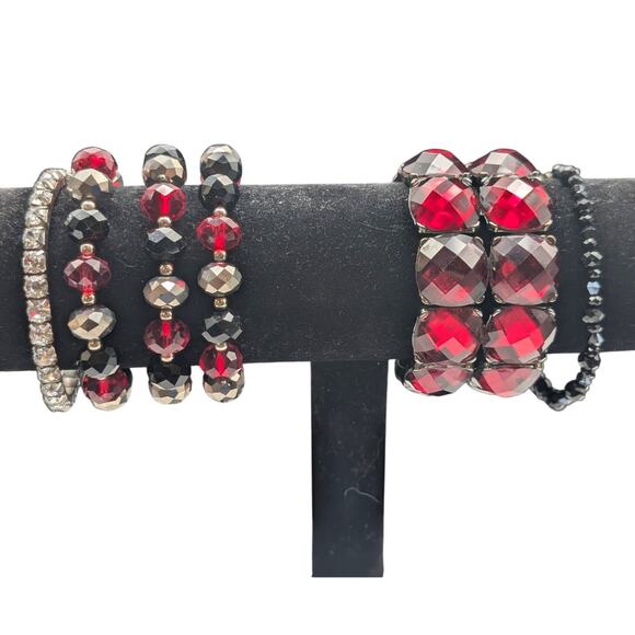 Lot of Six Red Black Metallic Rhinestone Beaded Stretch Bracelets - Picture 4 of 4